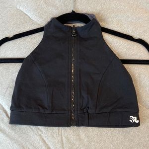 Jo and Jax medium reversible sports bra in black and gray